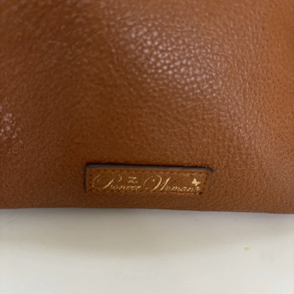 Pioneer Woman Large Faux Leather‎ Shoulder Bag Purse -Missing Crossbody Strap